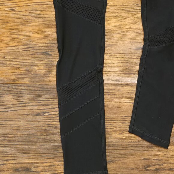 3 for $35   NWOT Black GOTTEX Full Length Leggings sz S - Picture 4 of 6